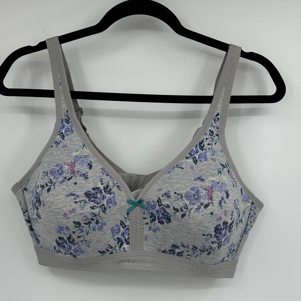 Cacique Gray Floral Wireless Comfort Bra Size 40C D0035